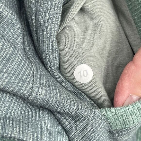 Lululemon To Class Heathered Grey Double Collar Button-Down Jacket Size 10 - Picture 4 of 9